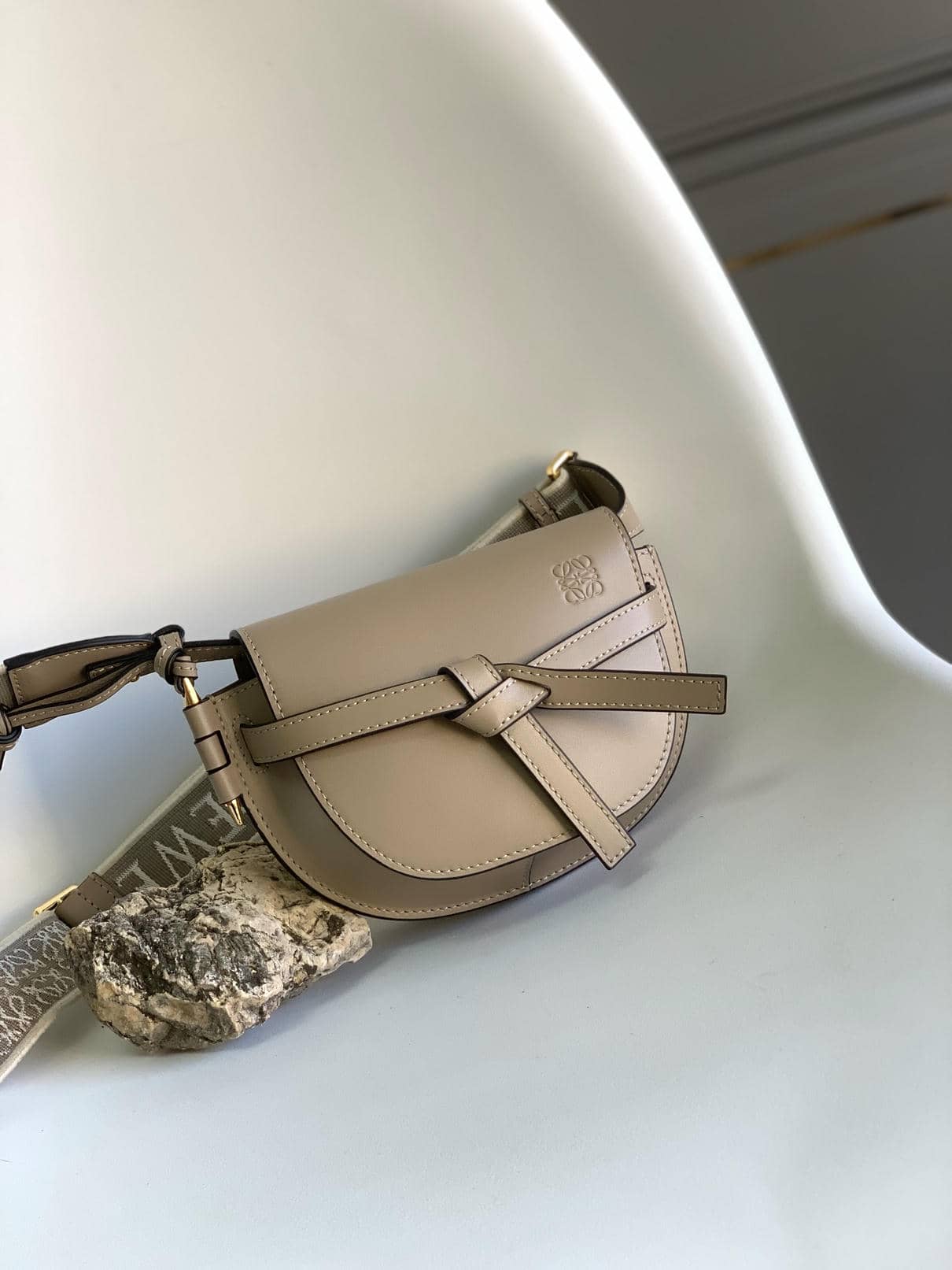 0003-Gate Saddle Bag